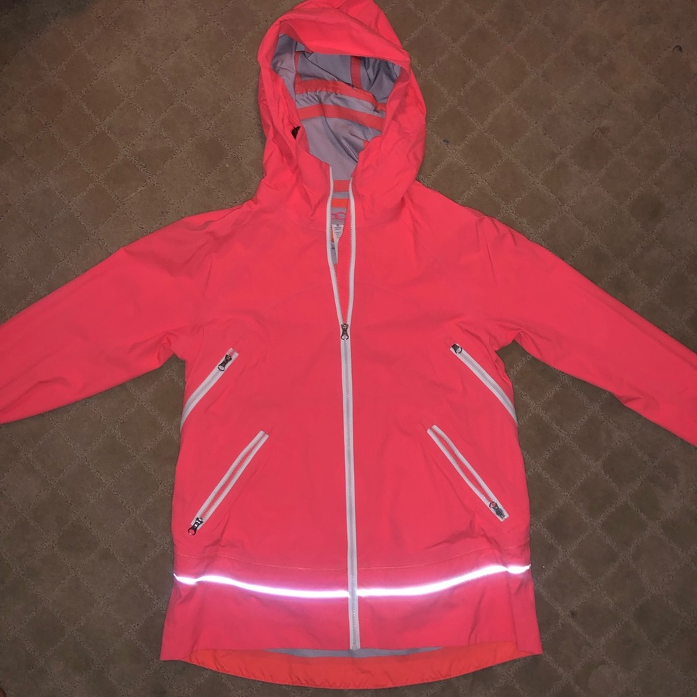 lululemon windbreaker
